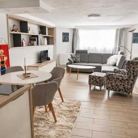 Apartament Zea
